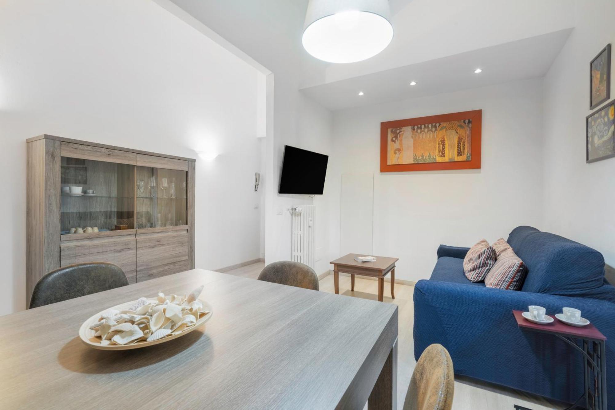 Appartamento Incantevole Con Patio 佛罗伦萨 外观 照片