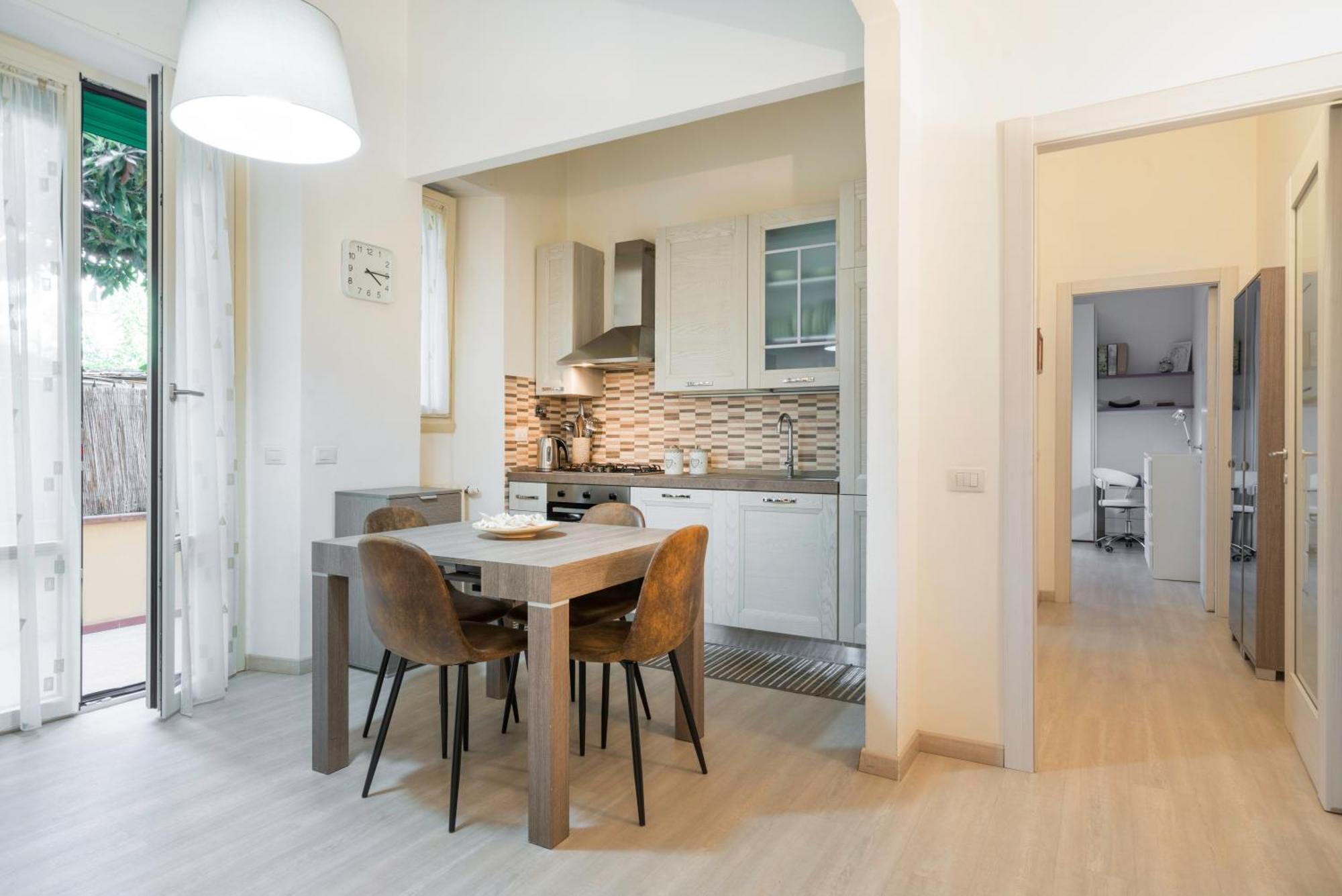 Appartamento Incantevole Con Patio 佛罗伦萨 外观 照片