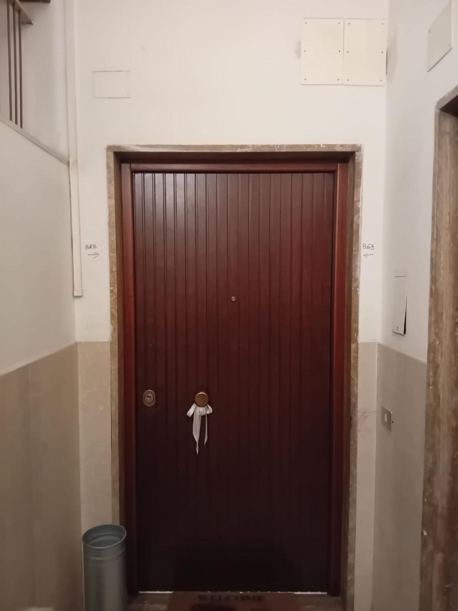 Appartamento Incantevole Con Patio 佛罗伦萨 外观 照片